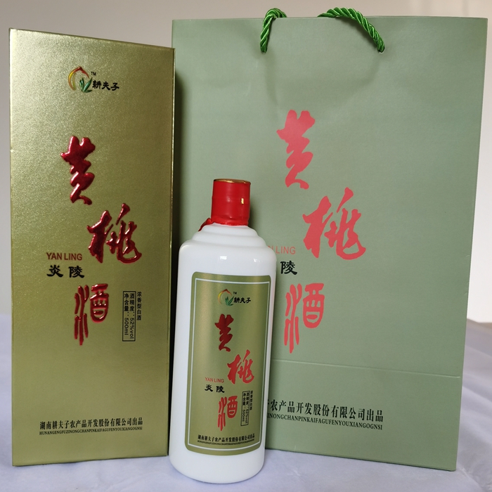 耕夫子炎陵黄桃酒礼盒装500ml