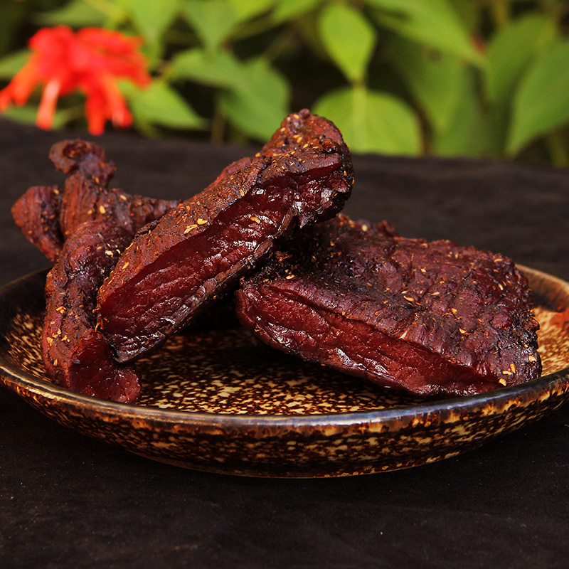 茶陵县农家自制腊牛肉500克 柴火烟熏牛肉干